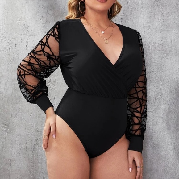 New SHEIN Plus Surplice Neck Contrast Geo Mesh Bodysuit 3XL - Picture 4 of 5